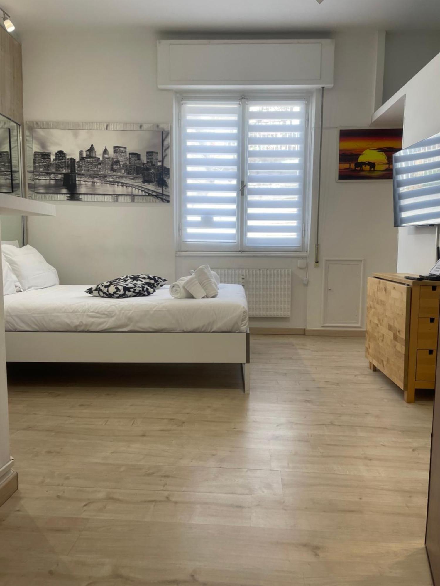 Living Genova Apartment Екстер'єр фото
